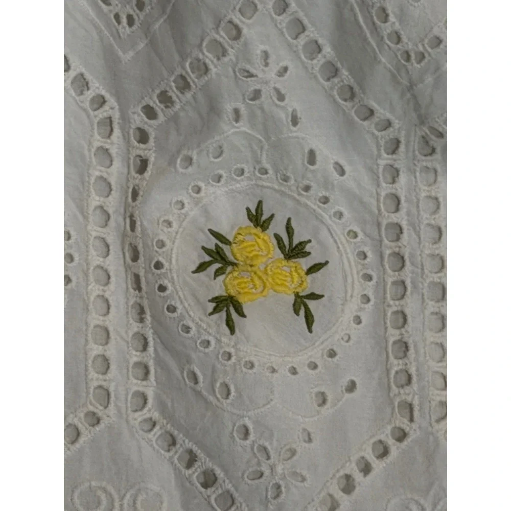 Anthropologie White Eyelet Lace Embroidered Floral Puff Sleeve Forever that Girl